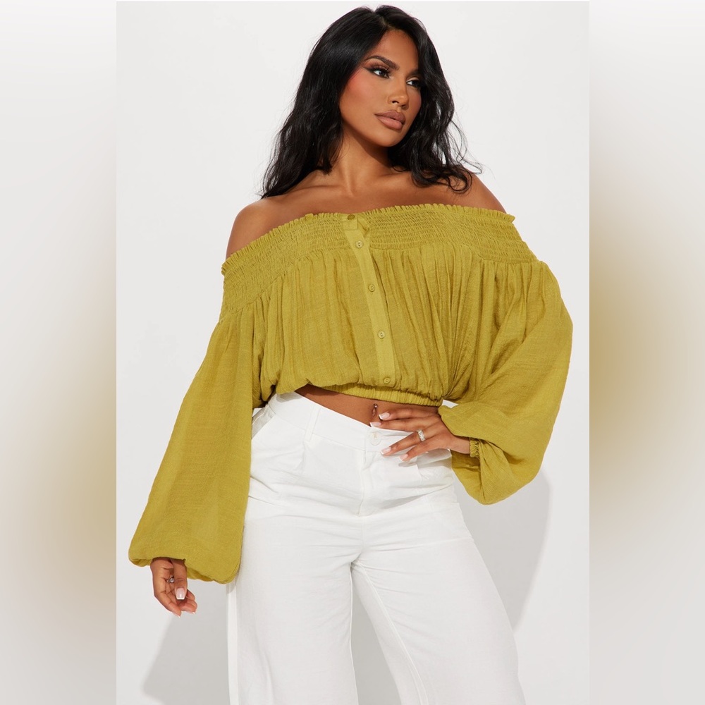 OFF THE SHOULDER BLOUSE